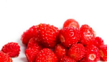 Земляника — диетический и полезный продукт